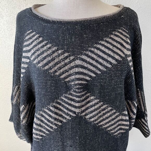 Fever Three Quarter Sleeve Sweater Too Size L EUC - Picture 2 of 8